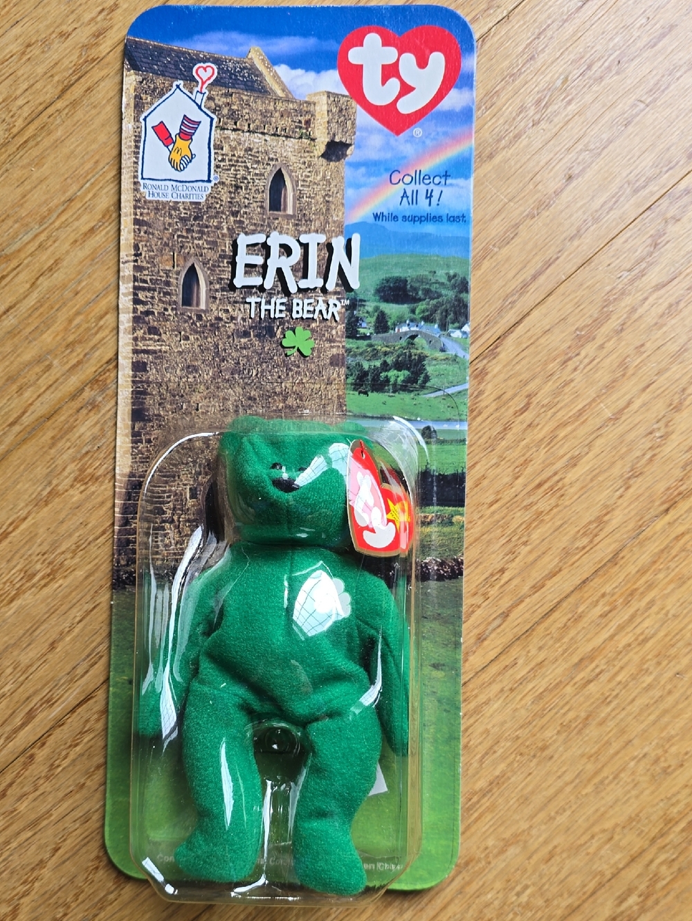 Ty Erin the Bear Green Plush with Shamrock Detail 1998 - Ty